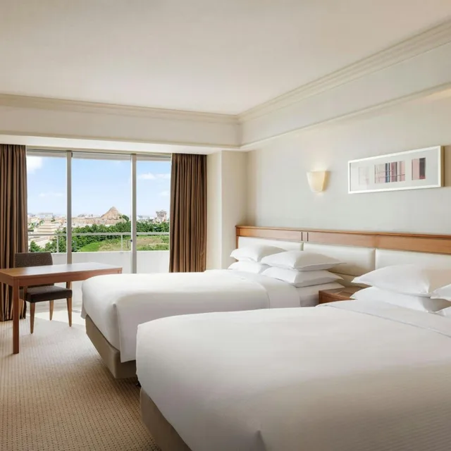 Sheraton, Club, Suite, Sheraton Grande Tokyo Bay Hotel 1/6