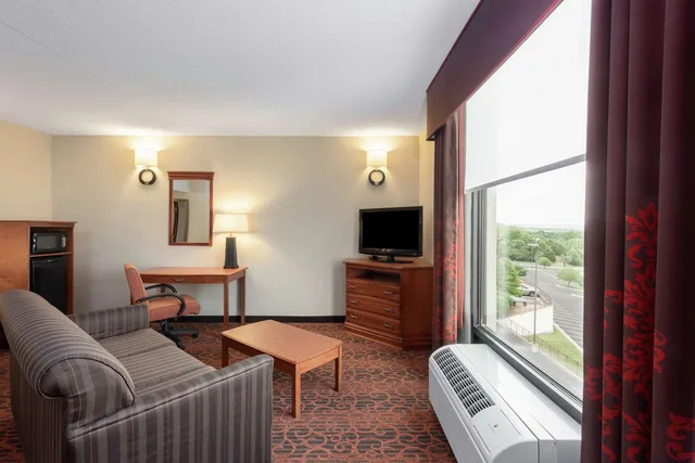 جناح بسرير كينج، Hampton Inn By Hilton Branson On the Strip 3/3