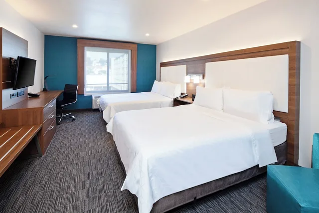غرفة قياسية بسريرين كوين لذوي الإعاقة، Holiday Inn Express Hollywood Walk of Fame An Ihg Hotel 1/5