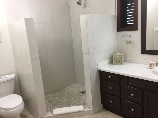 2 Bedrooms, Superior, Cottage, 2 King Beds, Beach Front، BUCCANEER BEACH CLUB 2/3