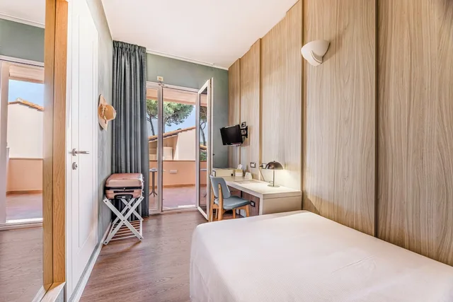 غرفة مفردة بسرير فردي، Hotel Riva Del Sole 3/4