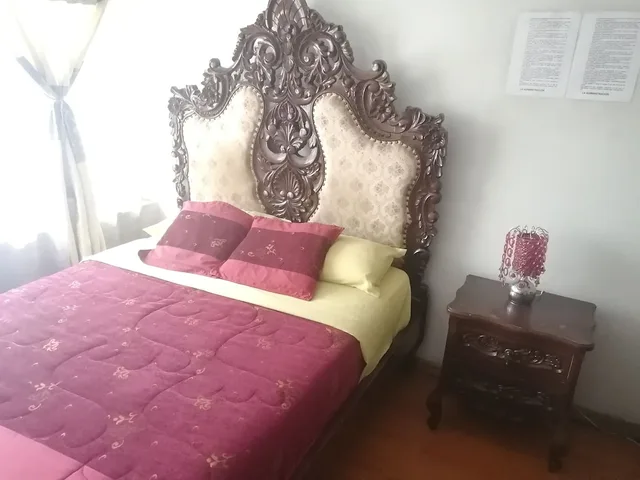 City, 1 Single and 2 Queen Beds، Escocie 4/10