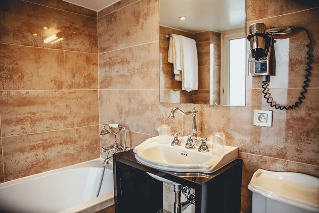 غرفة بسرير مزدوج، Hotel Le Notre Dame Saint Michel 4/4