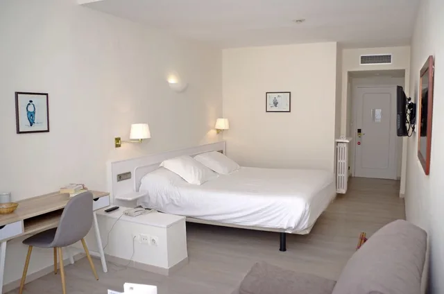 Room, Triple, Llafranch Hotel 2/3