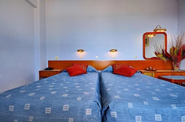 غرفة بسرير مزدوج بإطلالة على البحر، Astir Beach Hotel 4/5