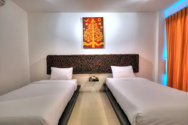 Deluxe, Pool View, Bs Residence Suvarnabhumi 3/10