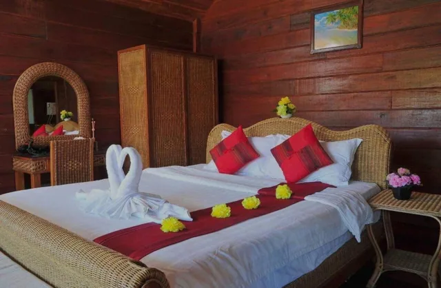 Deluxe Thai Pool View، Anda Resort Koh Lipe 8/10
