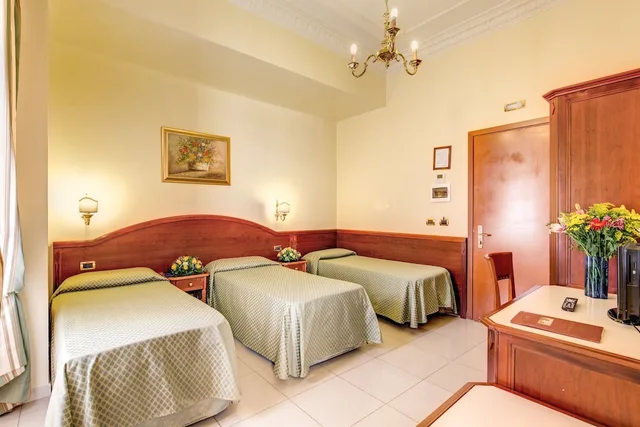 Room, Triple, Hotel Contilia 3/5