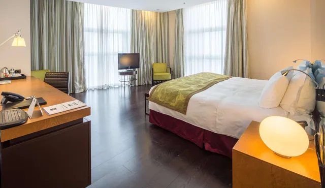 Connecting, Suite, King Bed, 2 Bathrooms, Sofa، Best Western Premier Bhr Treviso Hotel 3/7