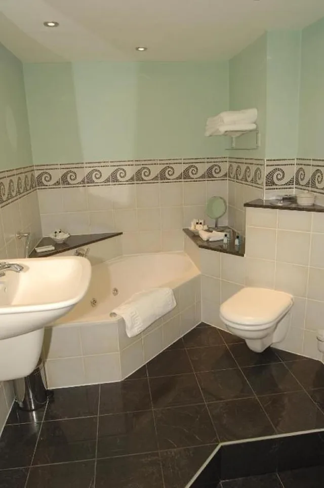 جناح بسرير مزدوج، Cantley House Hotel 2/2