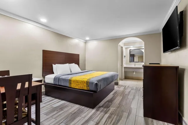 غرفة بسرير كينج لذوي الإعاقة، Americas Best Value Inn Houston Heights at I-45 3/8
