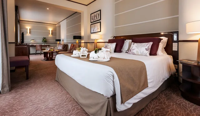 جناح ديلوكس بسرير كوين، Terra Nostra Garden Hotel 2/4