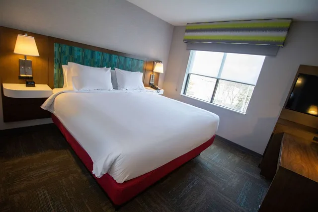 جناح استوديو بسرير كينج، Hampton Inn Suites North Attleboro 2/2