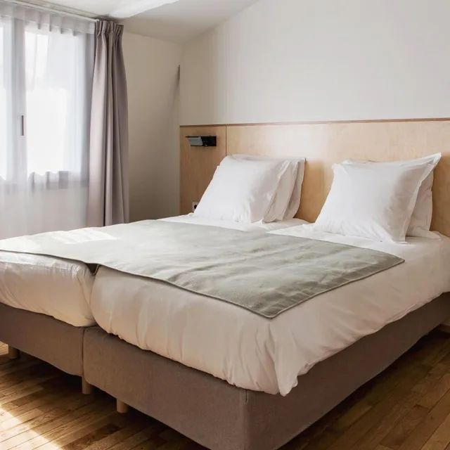 Room, Triple, Single Bed, New Hotel Opera 3/10