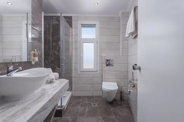 غرفة سوبيريور بسرير مزدوج بإطلالة على البحر، Alia Palace - Adults Only 6/7