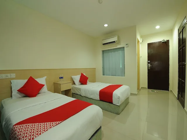 غرفة ديلوكس بسريرين منفصلين، OYO 1055 Batu Caves Star Hotel 1/3