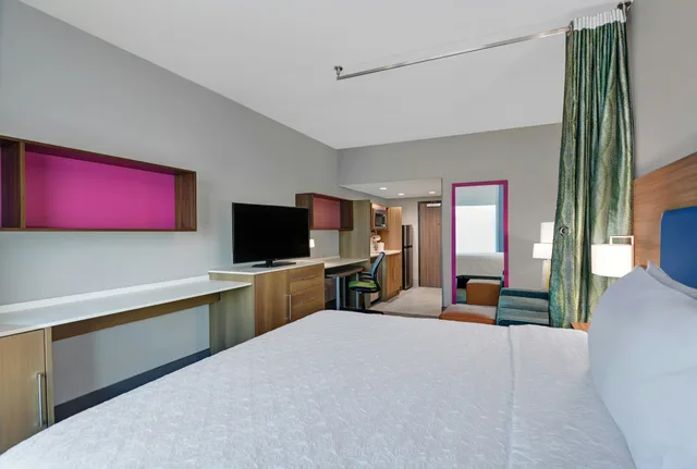 استوديو بسرير كينج لذوي الإعاقة، Home2 Suites by Hilton Bentonville Rogers 1/5