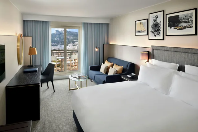 جناح بسرير كوين في الطابق العلوي، Columbus Hotel Monte-Carlo, Curio Collection by Hilton 1/2