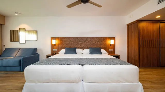 غرفة بسرير مزدوج، Riu Montego Bay - Adults Only - All Inclusive 1/3