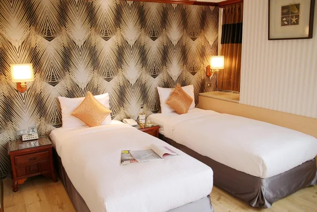 غرفة بزنس بسريرين منفصلين، Silken Hotel 1/2