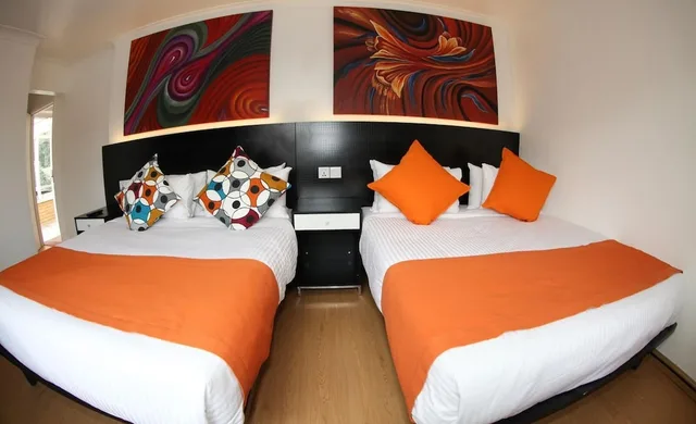 غرفة أساسية بسريرين منفصلين، Heathrow Inn 1/1