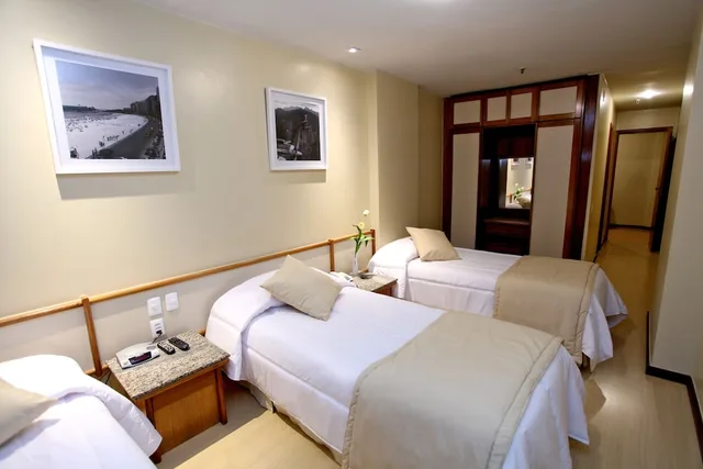 غرفة قياسية ثلاثية بثلاثة أسرّة، Mengo Palace Hotel 6/8