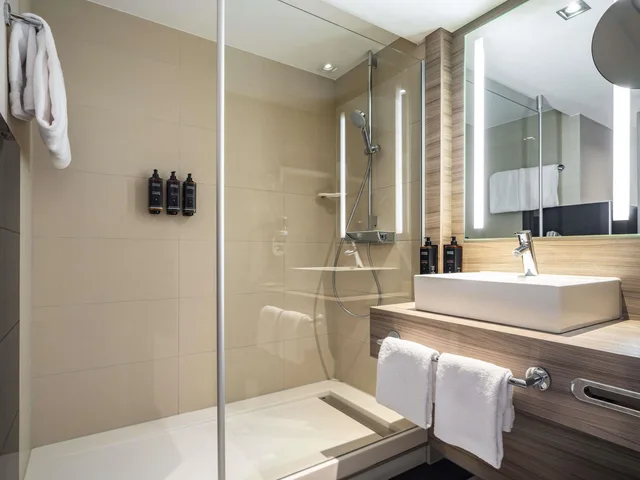 غرفة قياسية بسرير مزدوج، MERCURE SALZBURG CITY 3/4