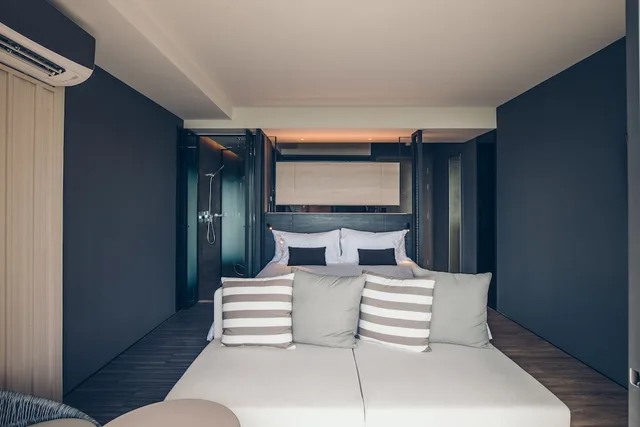 Ocean, Executive, King Bed, Bayphere Hotel Pattaya JC 5/10