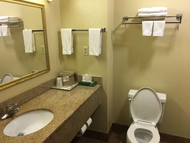 غرفة بسريرين كوين للمدخنين، Home Town Inn Soddy Daisy 3/3