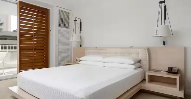 غرفة بريميير بسرير كينج، Hilton Vacation Club The Modern Honolulu 3/5