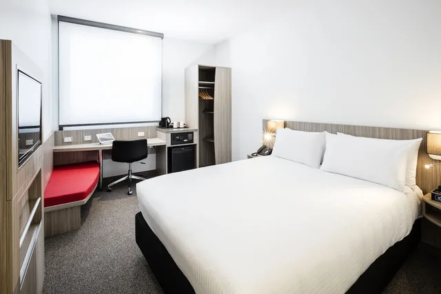 غرفة قياسية بسرير كينج، Ibis Mackay 2/6