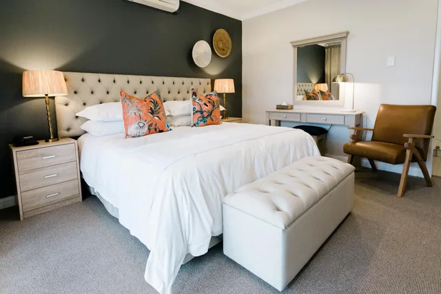 Room, Double Bed, Mont d Or Clarens 3/10