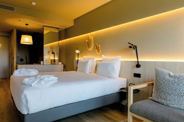 Privilege, King Bed, Mercure Fatima 5/10