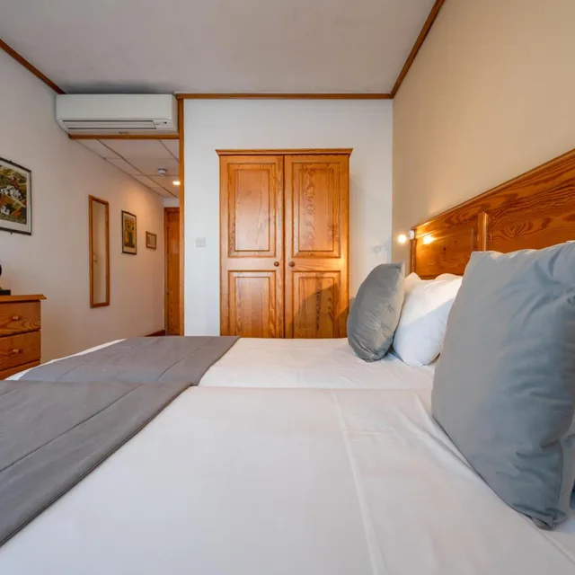 غرفة بسرير مزدوج أو سريرين منفصلين، Gillieru Harbour 2/10