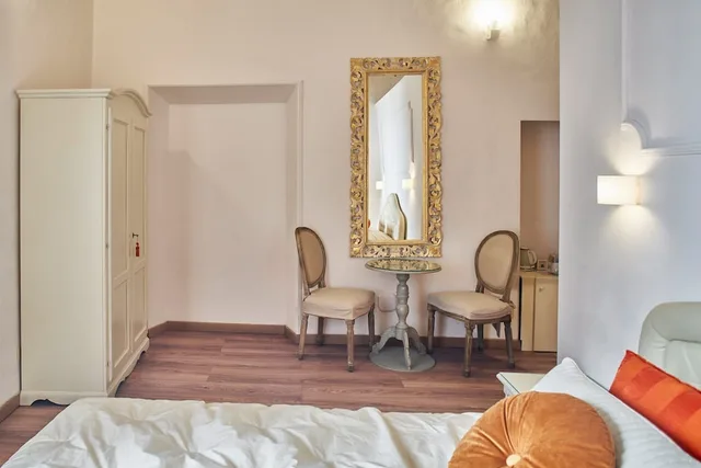 غرفة سوبيريور بسرير كوين بإطلالة على المدينة، B&B Palazzo Del Magnifico 3/10