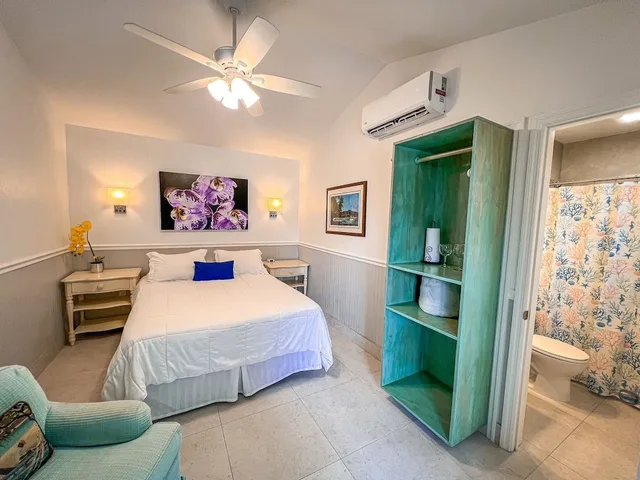 كوخ بسرير كوين، Sunset Cove Beach Resort 2/8