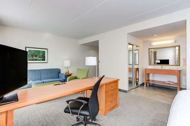جناح استوديو بسرير كينج، Hampton Inn & Suites Manchester TN 3/3