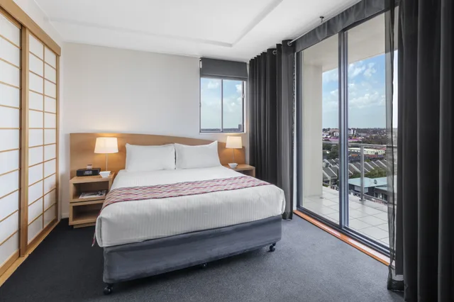 شقة بسريرين كوين بغرفتي نوم مع أريكة، Nesuto Parramatta Apartment Hotel 1/5
