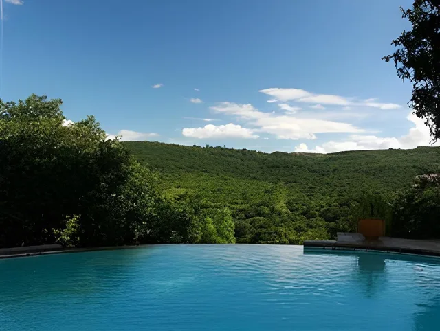 Abangane Guest Lodge، Hlanganani 51/58