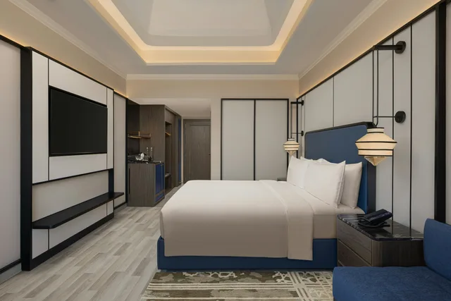 غرفة بسرير كينج لذوي الإعاقة، Doubletree by Hilton Bengaluru Airport 6/7