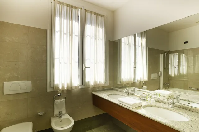 جناح بسرير كينج، Meditur Hotel Bologna 2/2