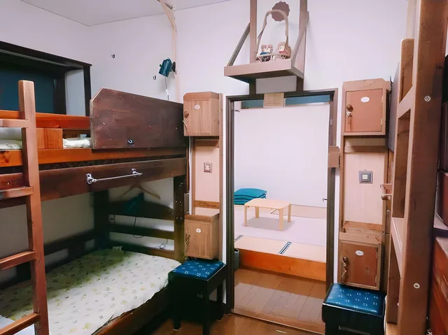 غرفة قياسية مفردة بإطلالة على الجبل، Yufuin Country Road Youth Hostel 1/1