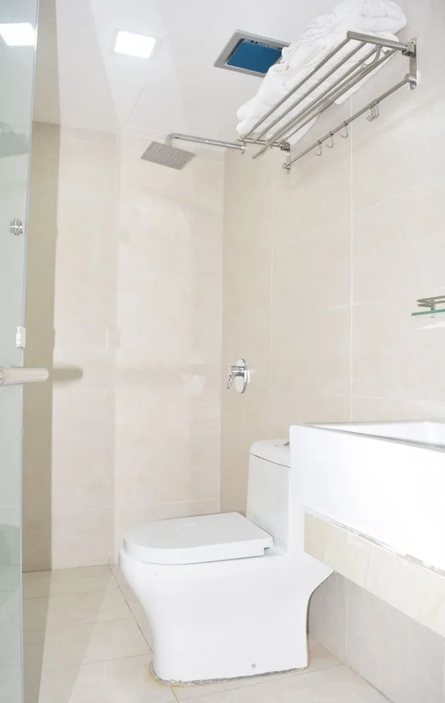 غرفة غراند رباعية بسريرين كوين، S Rose Hotel 3/3