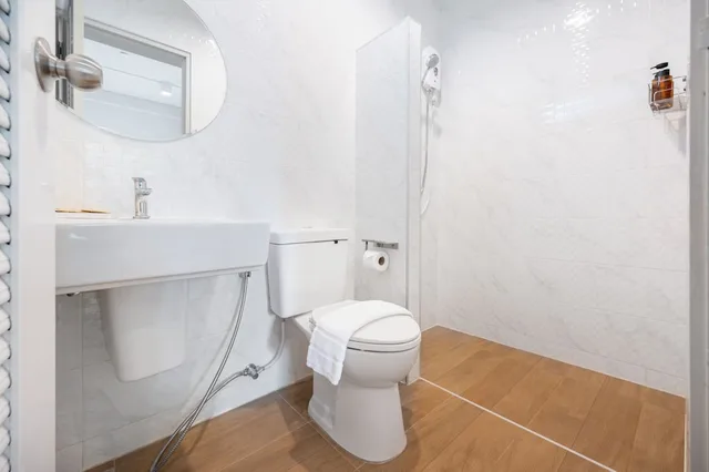 غرفة سوبيريور بسرير كينج، Hotel Wizpark Ratchada 4/4