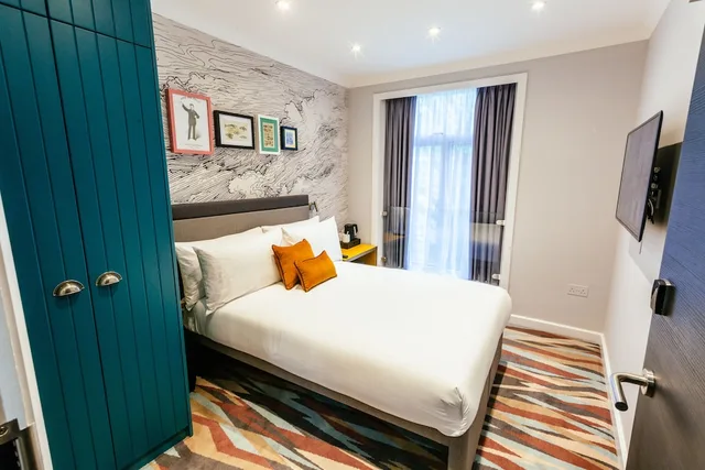 Standard, Double Bed, Oliver Plaza Hotel 2/4