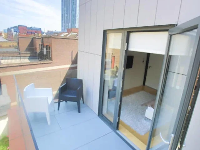 استوديو ديلوكس بسرير مزدوج بحمام خاص، Room Home Stay 10/10