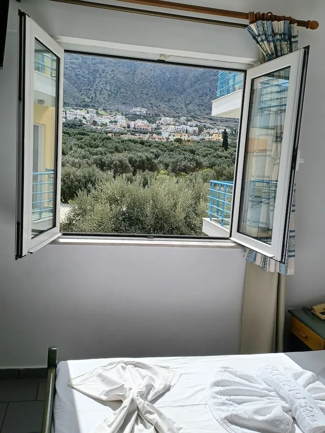 Studio, Double Bed, Olympic Star Apartments 3/5