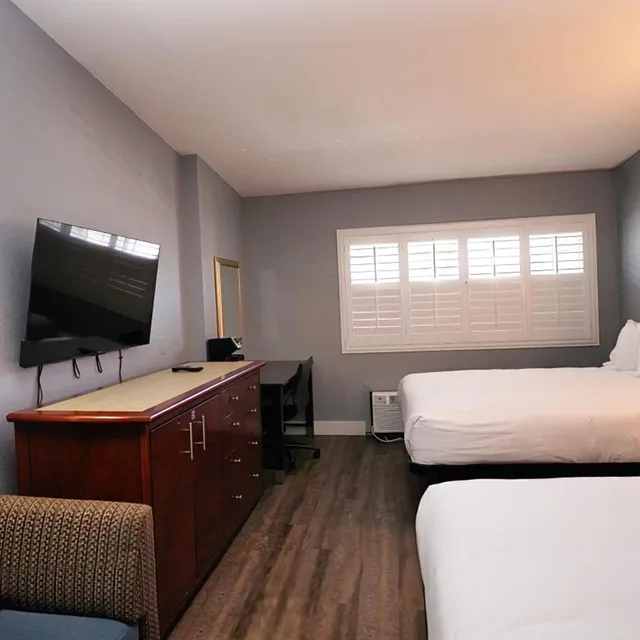 غرفة بسرير كوين، Seaside Inn & Suites 5/10