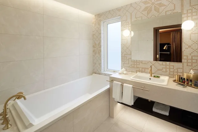 جناح بسرير كينج، Reykjavik Konsulat Hotel, Curio Collection by Hilton 5/5