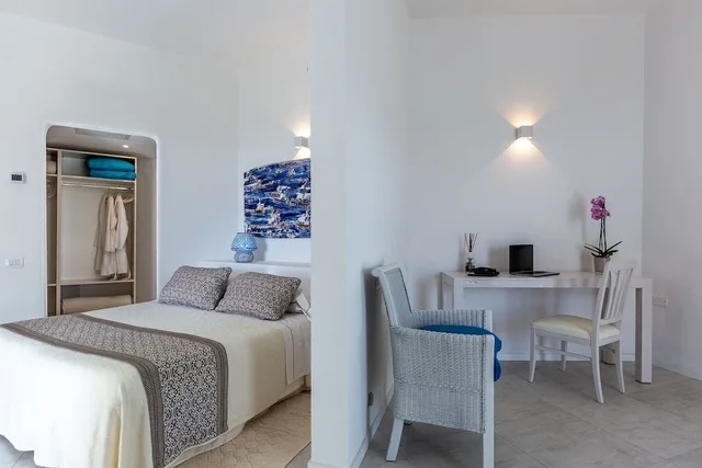 Suite, Single Bed, Sea View, Flamingo Hotel 8/10